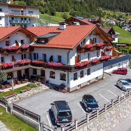 Alpen Gasthof Apartments Hohe Burg Trins Zewnętrze zdjęcie