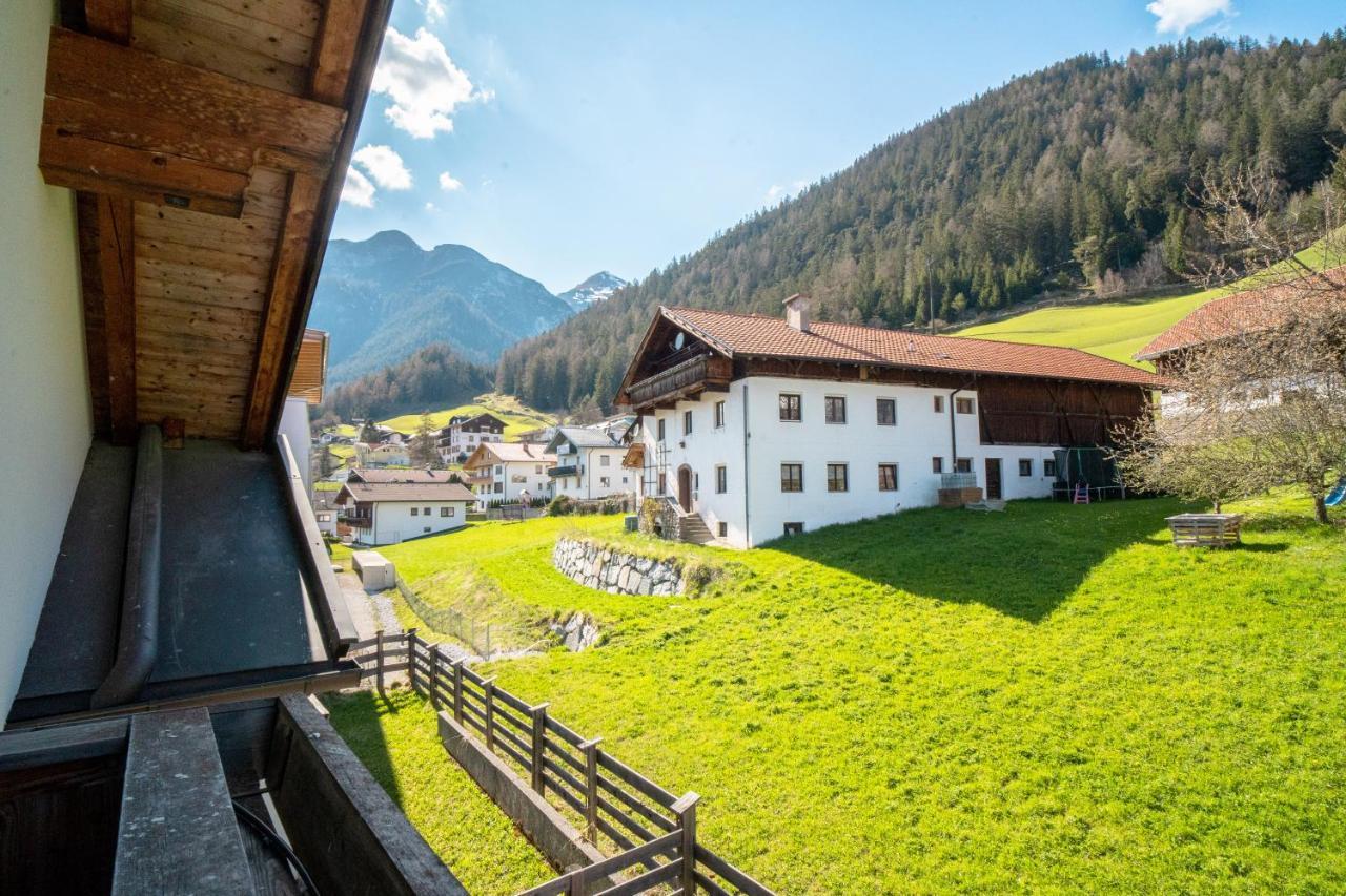 Alpen Gasthof Apartments Hohe Burg Trins Zewnętrze zdjęcie