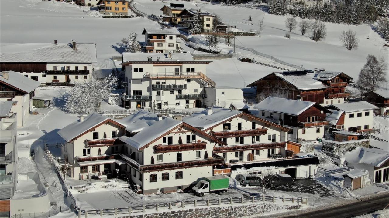 Alpen Gasthof Apartments Hohe Burg Trins Zewnętrze zdjęcie