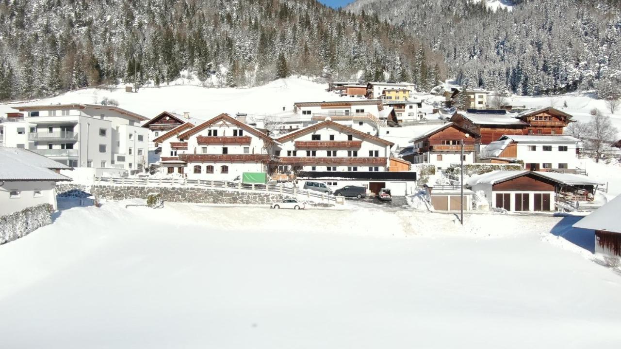 Alpen Gasthof Apartments Hohe Burg Trins Zewnętrze zdjęcie