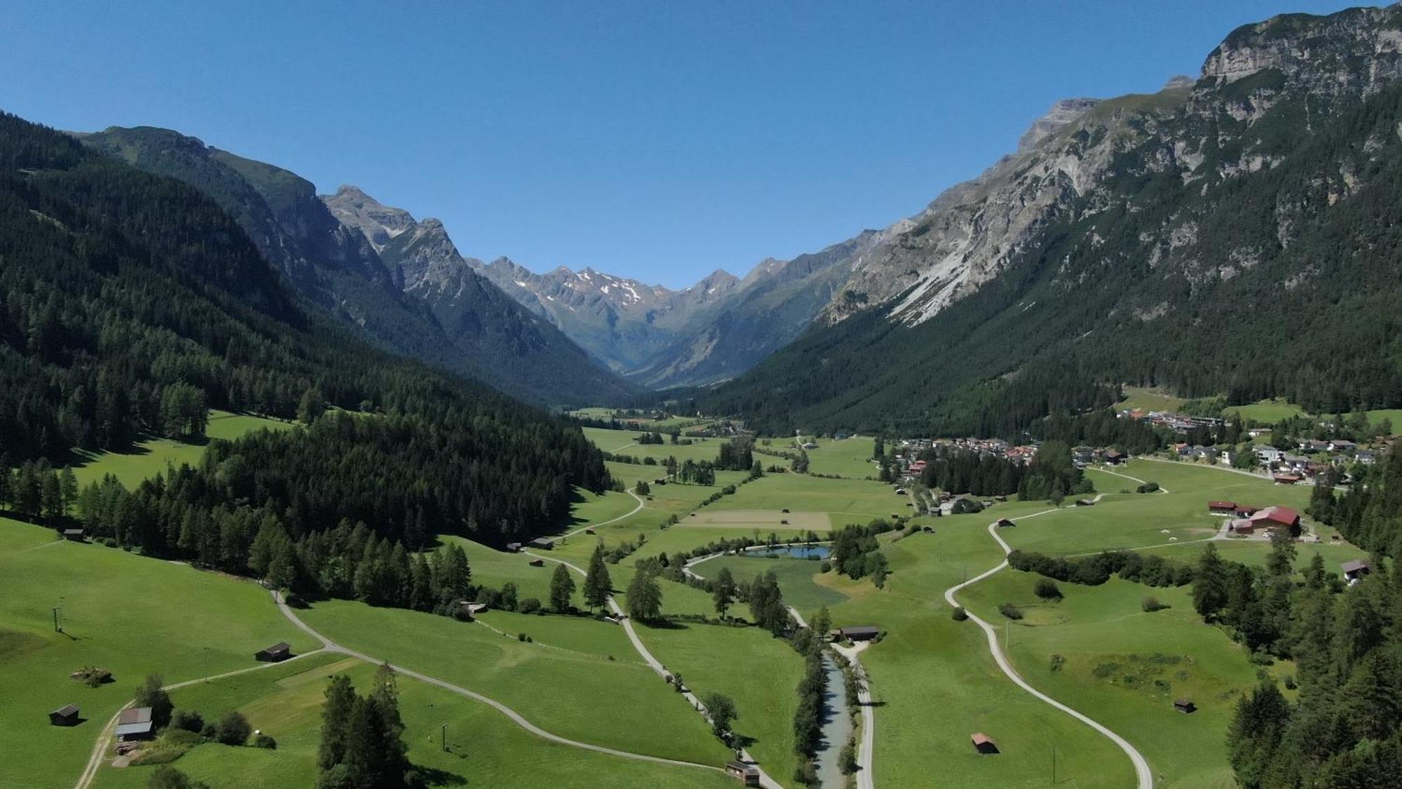 Alpen Gasthof Apartments Hohe Burg Trins Zewnętrze zdjęcie