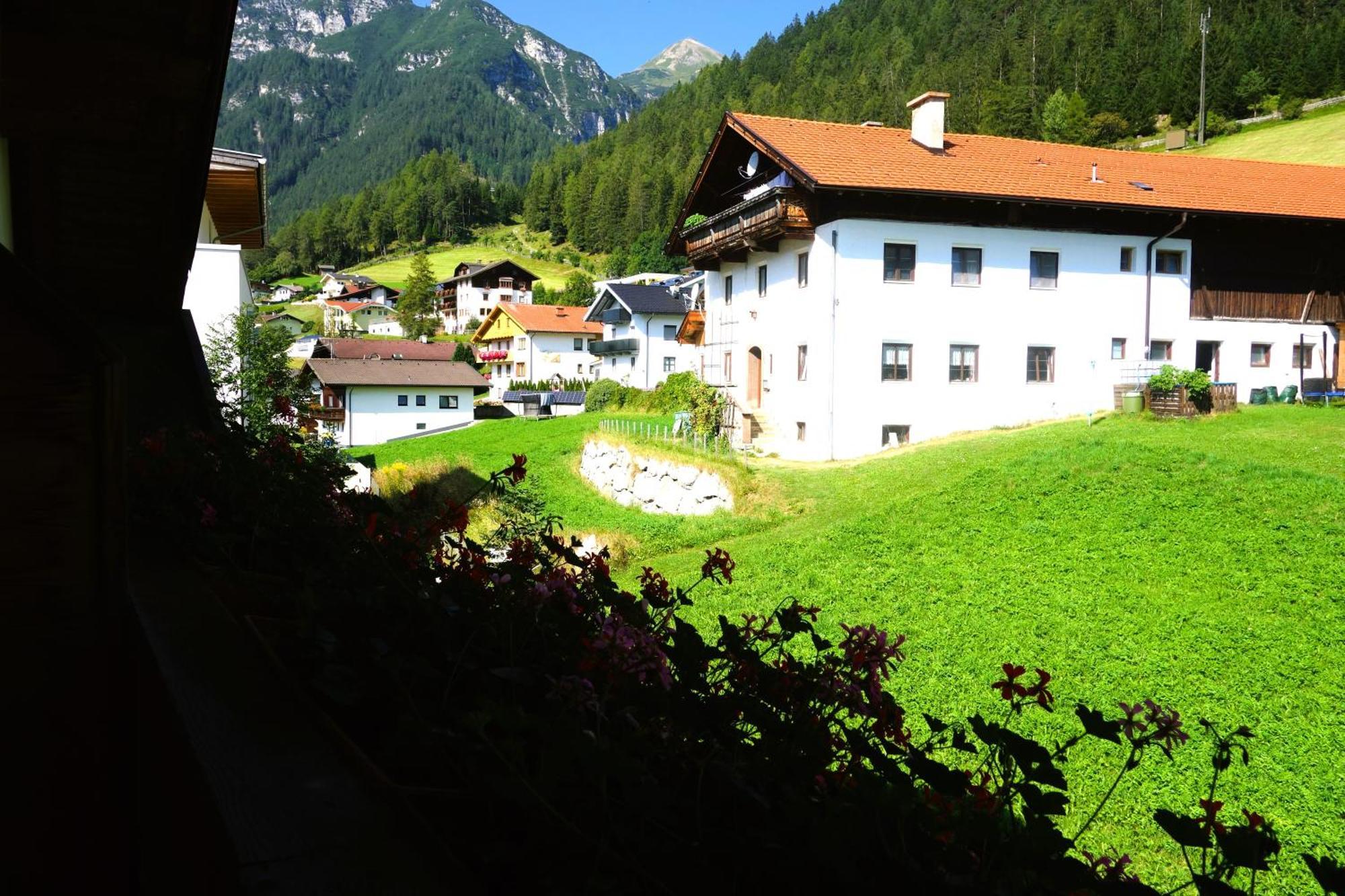 Alpen Gasthof Apartments Hohe Burg Trins Zewnętrze zdjęcie