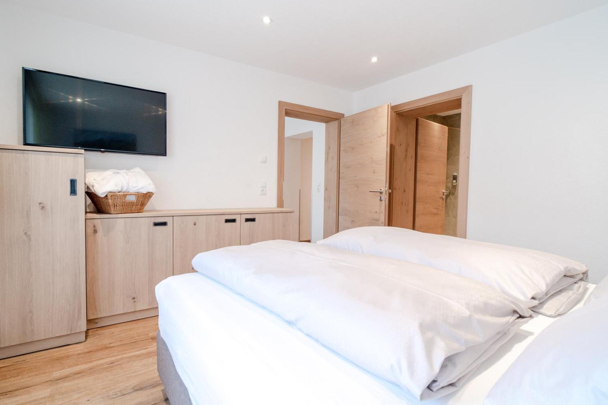 Alpen Gasthof Apartments Hohe Burg Trins Zewnętrze zdjęcie